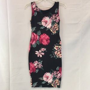 NWOT Floral dress